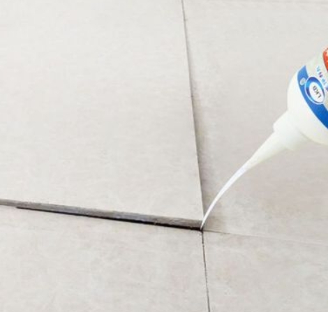 射阳瓷砖空鼓维修公司分享卫生间瓷砖脱落的原因可能有以下几点